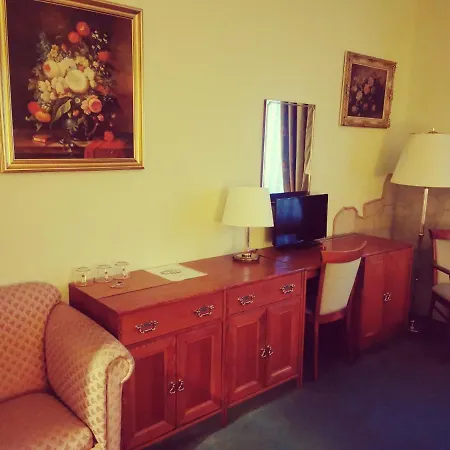 River Star Hotel-2